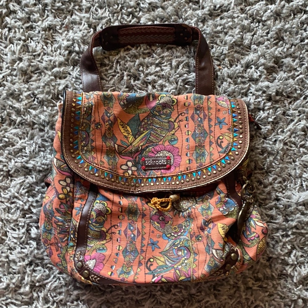Sakroots earthy bag and backpack, converts to backpack perfect for traveling!
